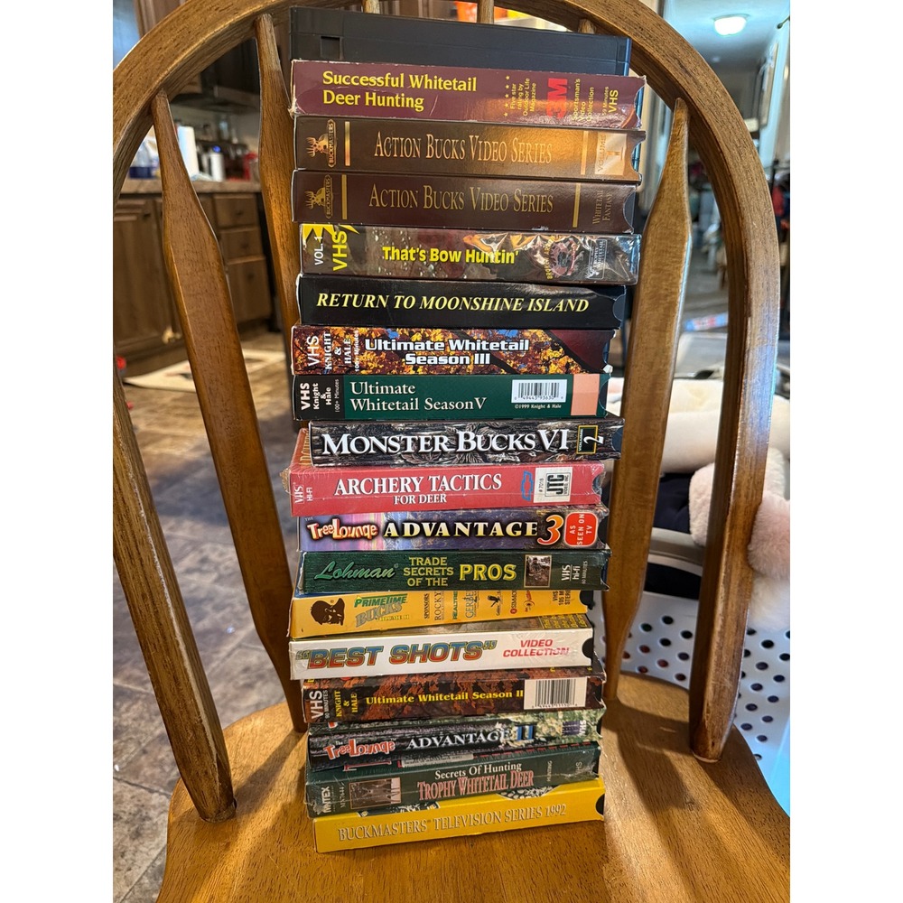 Vintage Whitetail Deer Hunting VHS Lot 18 Tapes